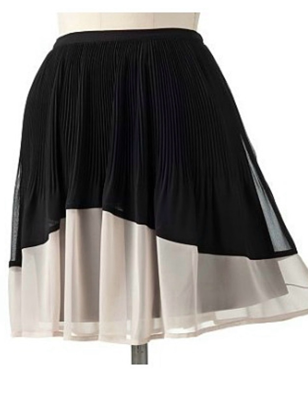 Lauren Conrad Womens Sz Large Pleated Skater Skirt Color Block Black / Cream